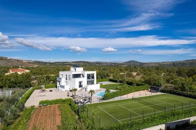 Villa Marijeta exclusive 5 star villa with 50sqm private pool, 6 bedrooms and playroom