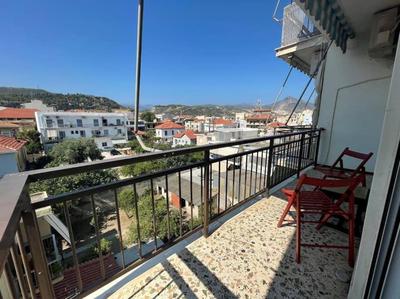 Whole Flat, Central Location, Seaside Town