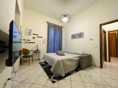 CASA OLTREPO comodo centrale ma silenzioso parcheggio interno