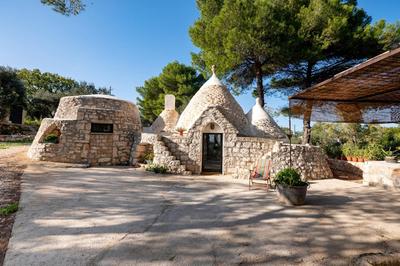 Trullo with Pool
