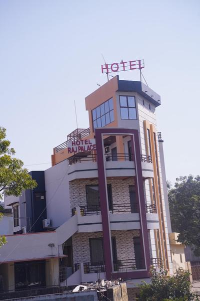 Hotel Raj Palace