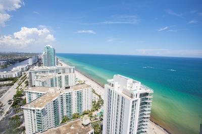 Luxury Beachfront Apartment in Hyde Resort