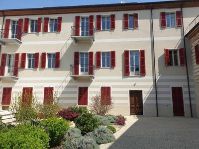 OLIVOLA APARTMENTS