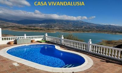 Casa VIVAndalusia Centrally located villa with private pool, breathtaking views by Rentasunnyplace