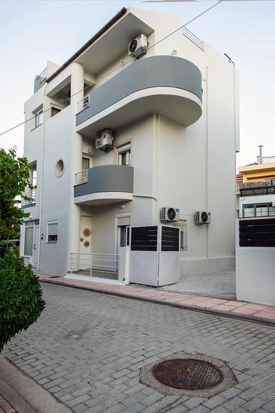 Elyzabeth Garden Apartment