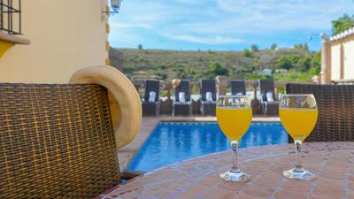 Las Palomas II Nerja by Ruralidays