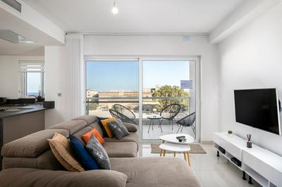 Spacious, Modern & Cosy 2 Bedroom 2 Bathroom Apartment - St. Julians