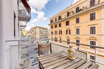 La casa di Andrea ai Musei Vaticani 3