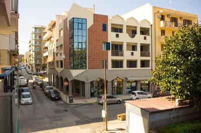 Light Blue town center apt