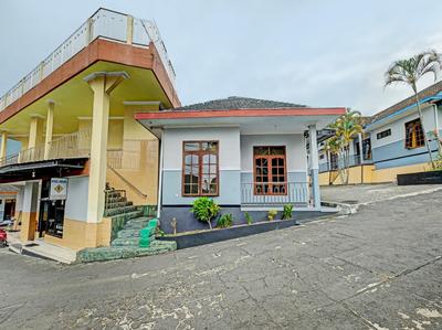 SPOT ON 91912 Hotel Citra Dewi 2
