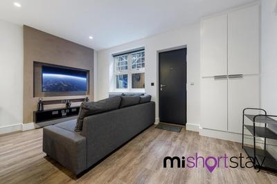 The Residence Fitzrovia - Private One Bedroom Apartment With Own Entrance