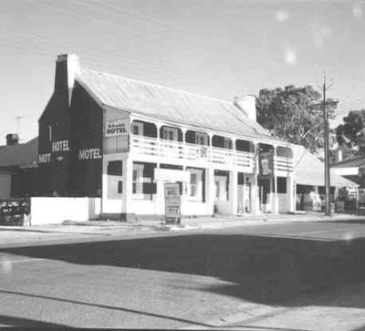 Mt. Remarkable Hotel Motel