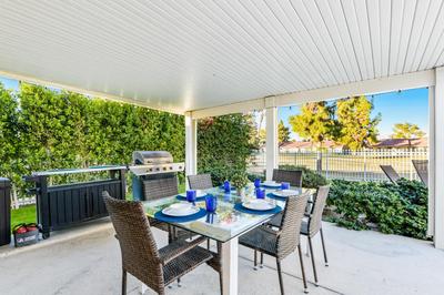 Desert Pool House: Sun, Swim, Sip & Stay