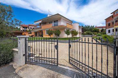 Villa SKY