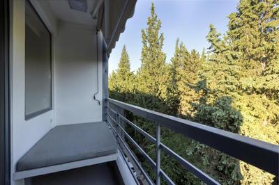 Elegant, Chic, Hip 2 BR w/ forest view in Athens!