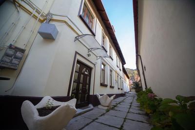 Happy Mood Apartments