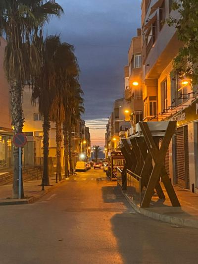 Appartement vue latérale mer Torrevieja
