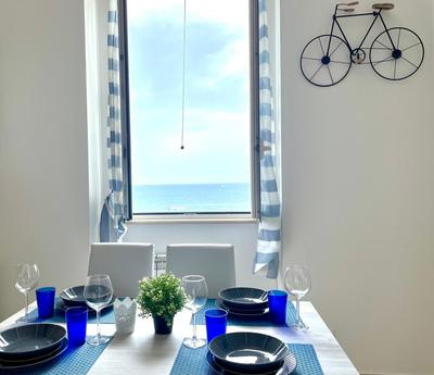 CASA ROSITA-vista cattedrale,mare,tribunale e castello nel pieno CENTRO di Trani-WIFI