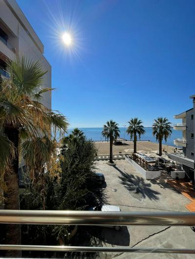Sea La Vie Apt - WiFi 500 mbs - Free parking
