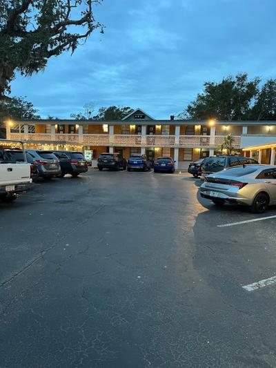 Castillo Inn, Billede 2