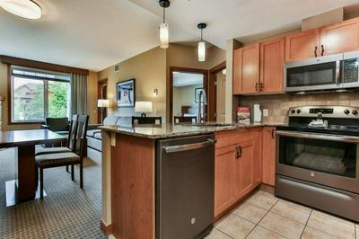 Luxury Falcon Crest Lodge 1 Bedroom 1 Pullout Kitchen Hot Tub