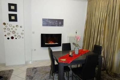 Black & White Apartment !