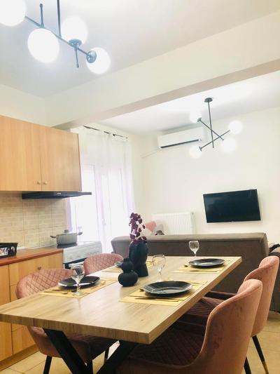Stamatina's Luxury Apartments (Urban apartment)