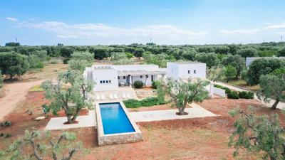 Mediterranean Villa Fòra with Sea View Pool