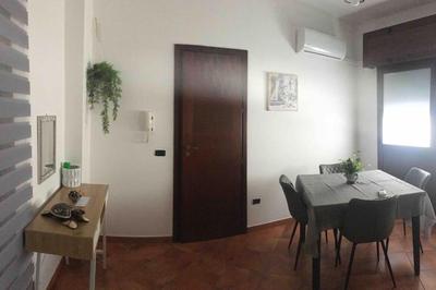 Alloggio incantevole/ bedsitting-room