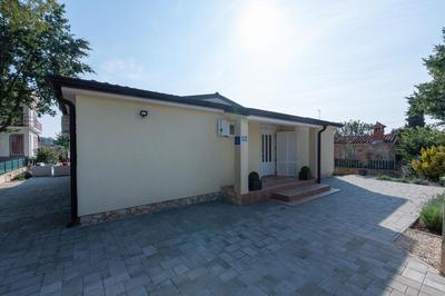 Villa Luck