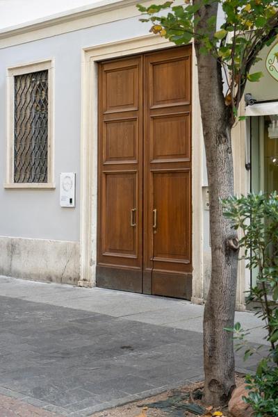 Varese Suites