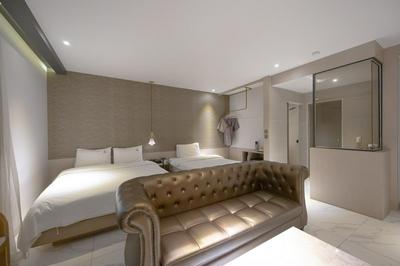 Hound Hotel Seomyeon-Beomcheon