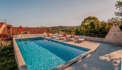 Old Wine House - Montenegro