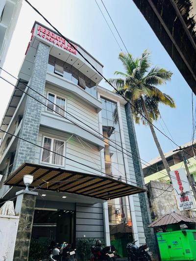 Hotel Reegate Inn Near South Railway Station