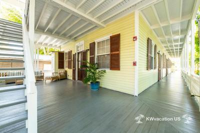 Orchid Bay Condo - Pool - Old Town - Walk to Duval