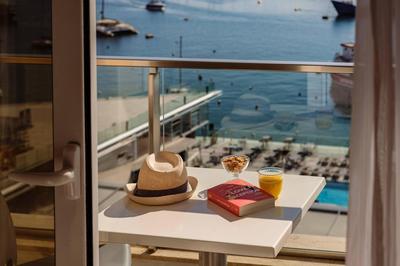 115 The Strand Hotel by NEU Collective