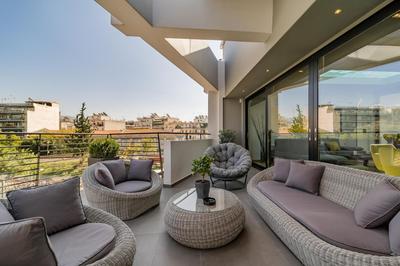 The HostMaster Skyline Pool Oasis Penthouse
