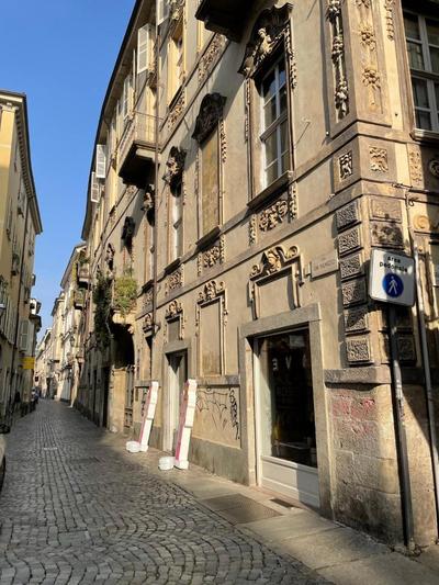 Emozione Torino - affascinante, silenzioso, in palazzo d'epoca pressi piazza Solferino