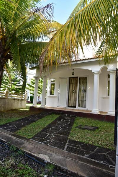 Pine Villa 6