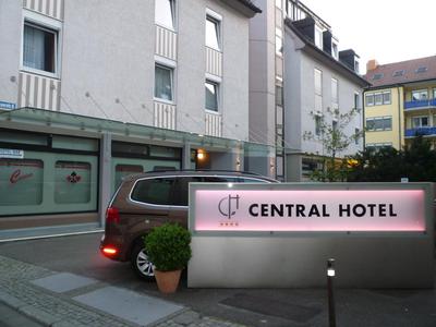 Central Hotel
