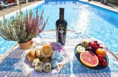 Villa Olive tree, immersa nella natura per relax e quiete