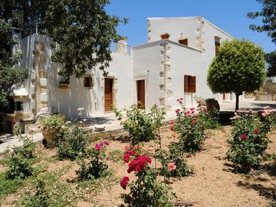 Villa Nikolaos
