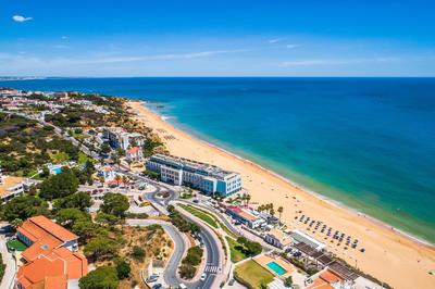 Praia Mar by OCvillas