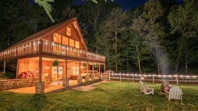 Amenity Packed A-frame Cabin With Two Bedrooms And Loft