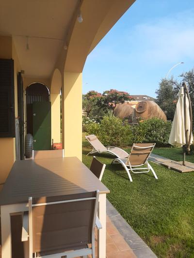 Appartamento vicino al mare _con giardino