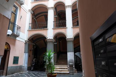 Bella Domus Suites