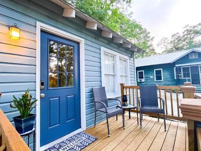 Unwind & Relax at Azalea Cottage on Bayou