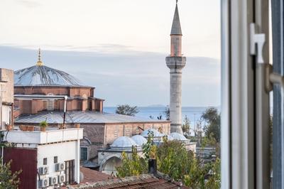 AYKA APART SUiTES OLD CITY