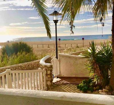 Three bedroom house by the sea