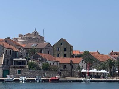 Captivating and large Studio in Vrboska Croatia